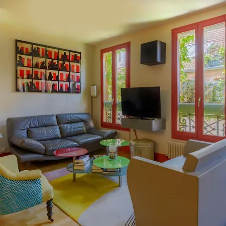 Le Voltaire Apartment Paris
