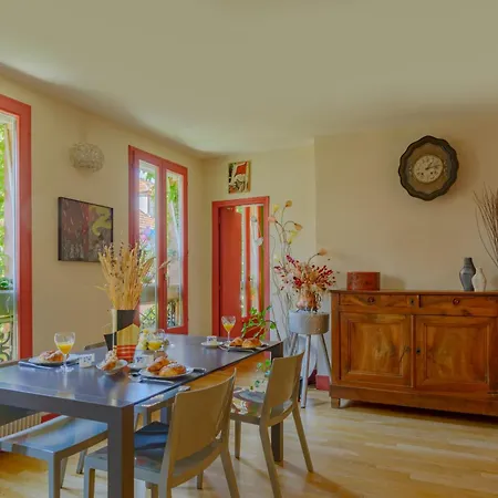 Le Voltaire Apartman Párizs
