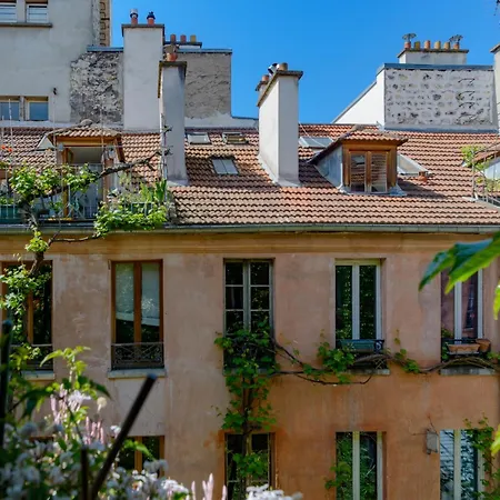 Le Voltaire Apartman *